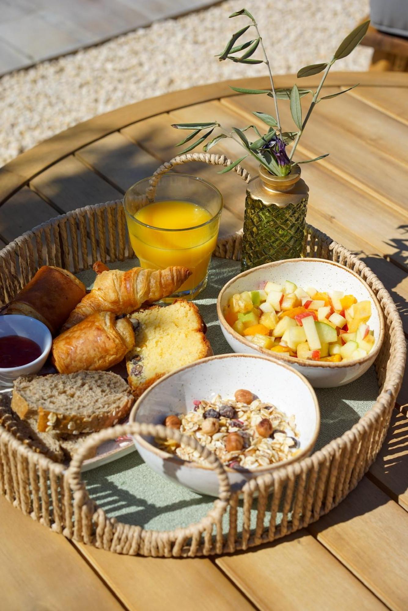 Val Baussenc, The Originals Relais Hotel Maussane-les-Alpilles