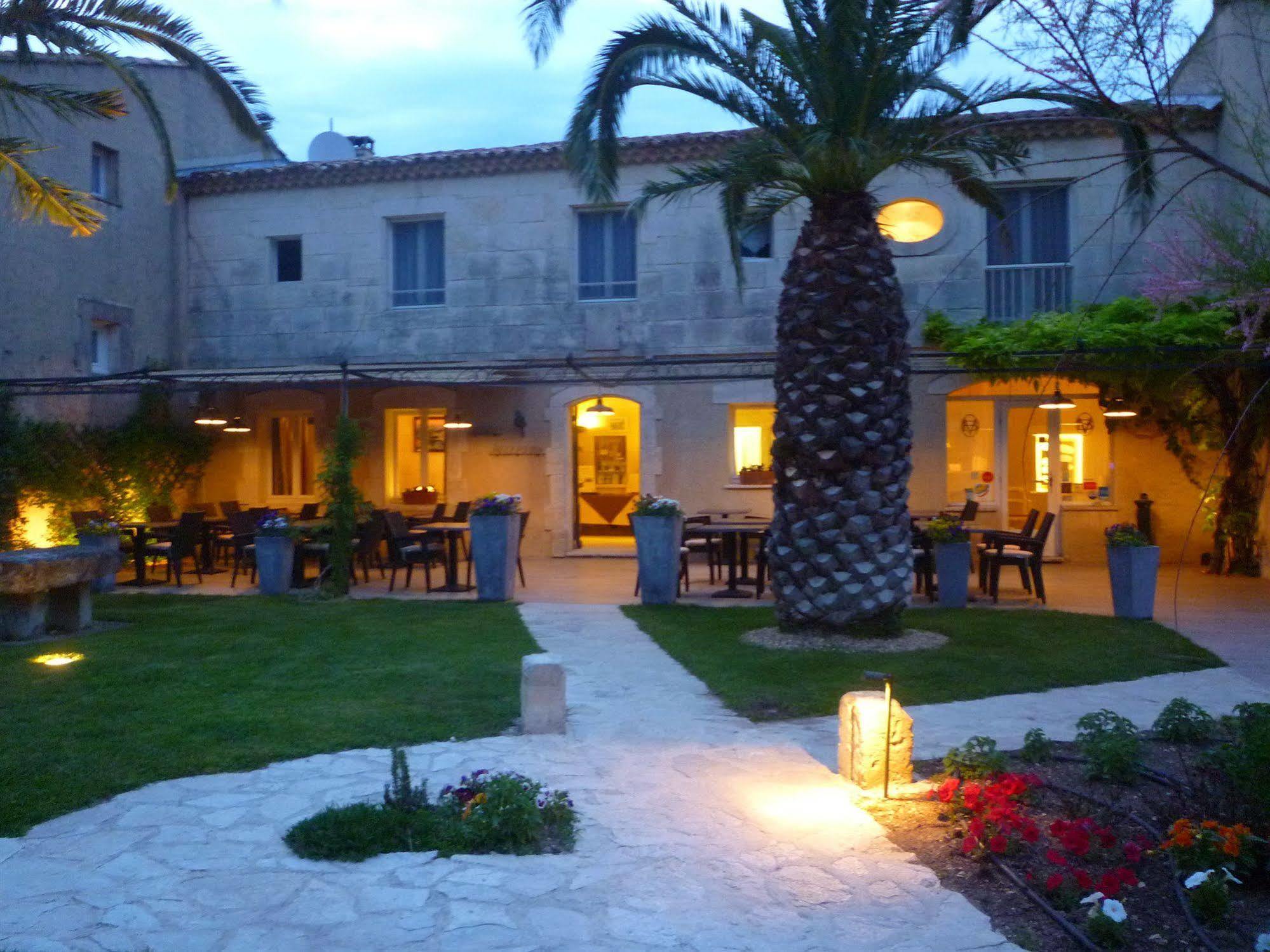 Hotel Val Baussenc, The Originals Relais Maussane-les-Alpilles